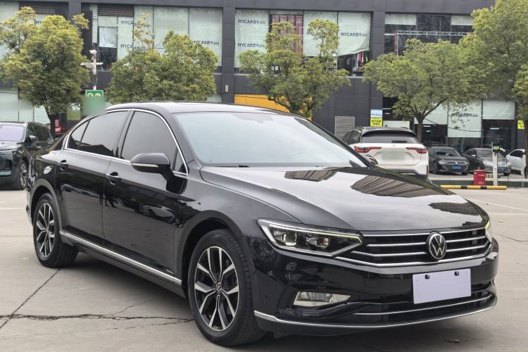 Used Volkswagen Magotan 2020 330TSI DSG Leading Model
