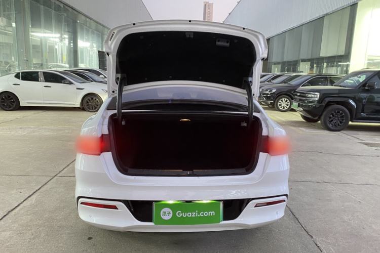 Used BYD Qin PLUS 2024 HONOR Edition DM-i 55KM Leading Model
