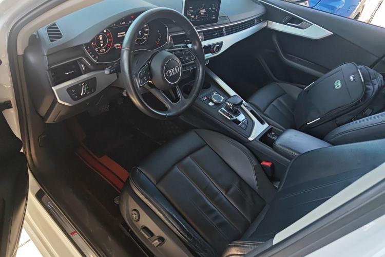 Used Audi A4L 2018 30th Anniversary Edition 40 TFSI Fashion Model