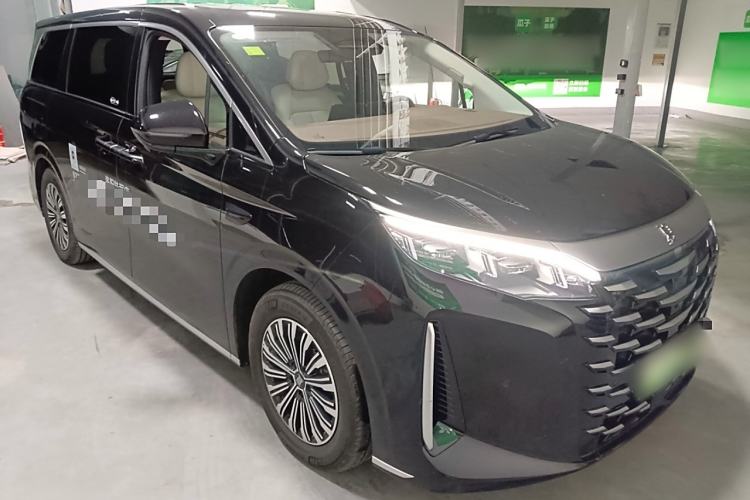 Used BYD Xia 2025 DM-i 1.5T 180km Beyond Edition
