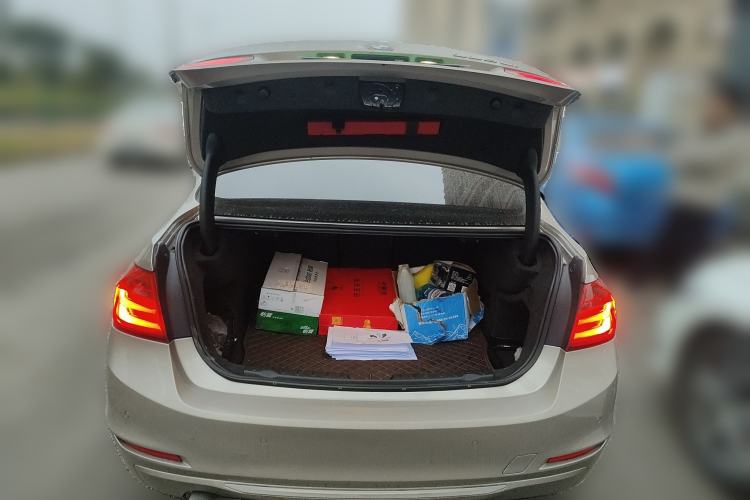 Used BMW 3 Series 2015 320Li Luxury Edition Fashion Model
