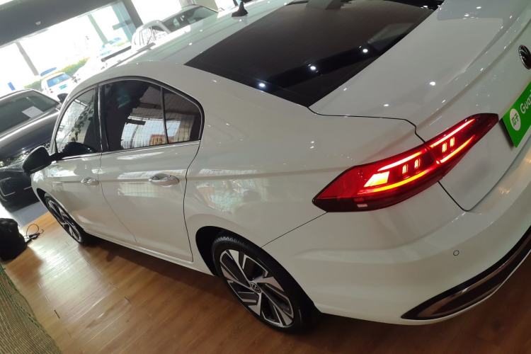 Used Volkswagen Bora 2024 200TSI DSG EnjoyDrive PRO Edition
