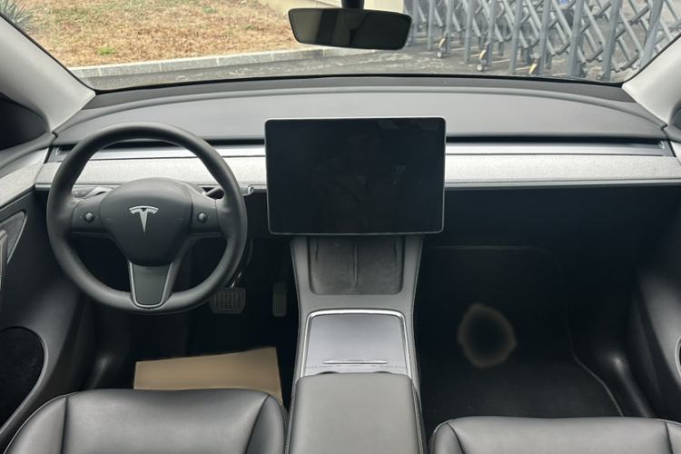 Used Tesla Model Y 2023 Rear-Wheel-Drive Version