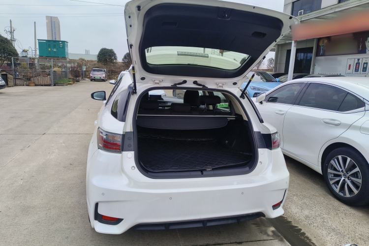 Used Lexus CT 2014 CT200h Comfort Edition Monochrome