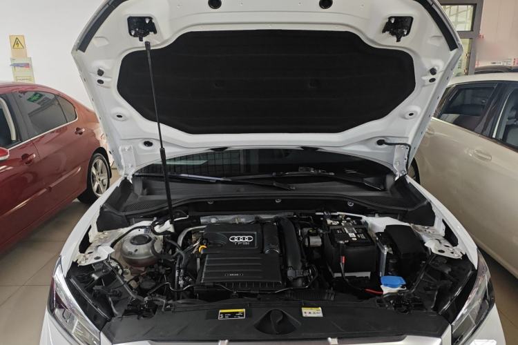 Used Audi Q2L 2022 35 TFSI Fashion Dynamic Model
