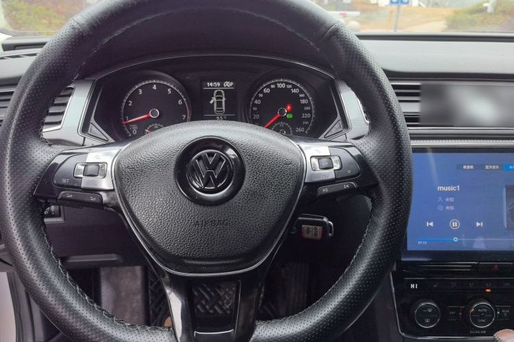 Used Volkswagen Passat 2016 330TSI DSG Luxury Edition
