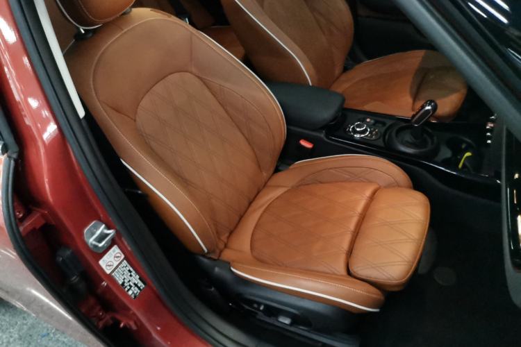 Used  Clubman 2022 Facelift 1.5T COOPER Connoisseur
