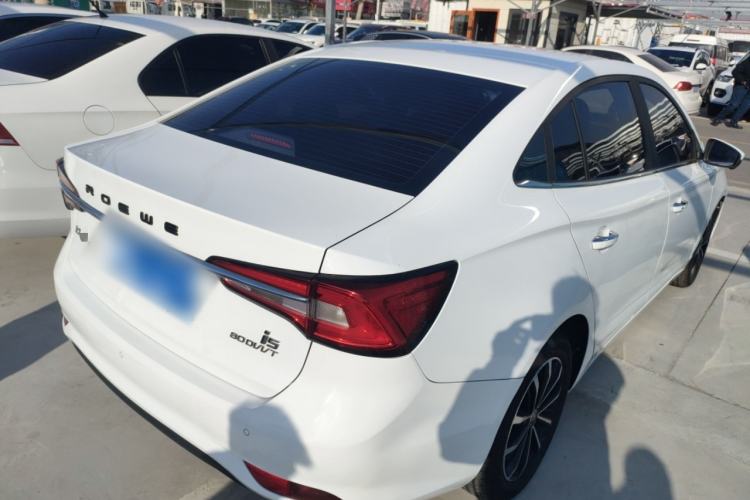 Used Roewe i5 2020 1.5L Automatic 4G Connect Luxury Flagship Edition
