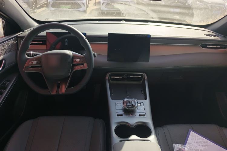 Used BYD Qin PLUS 2025 DM-i Smart Drive 55KM Leading Model
