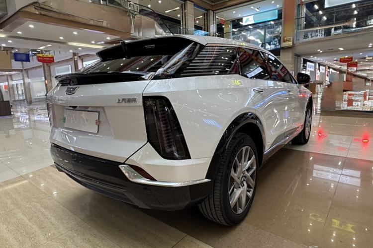 Used Cadillac OPTIQ 2024 Standard Range Version
