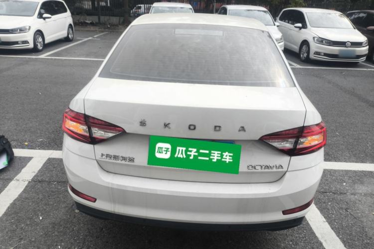Used Skoda Octavia 2019 1.5L Automatic SmartDrive Comfort Edition China VI Standard