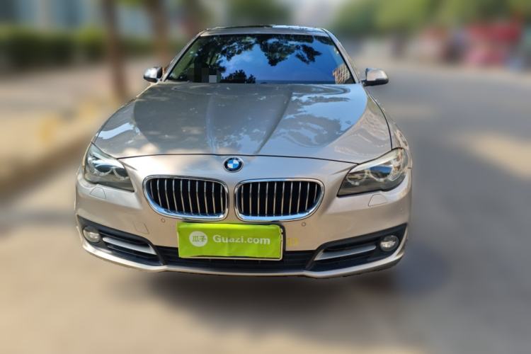 Used BMW 5 Series 2014 520Li Elegant Model
