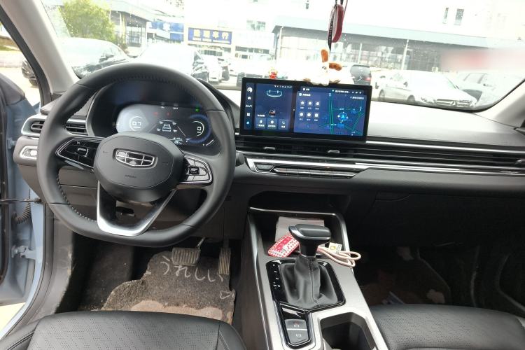 Used Geely Auto Emgrand 2023 4th Generation Champion Edition 1.5L CVT Prestige Model
