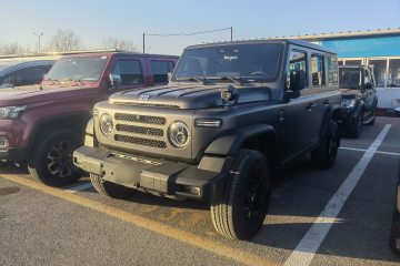 Used 212 T01 2024 2.0T Explorer