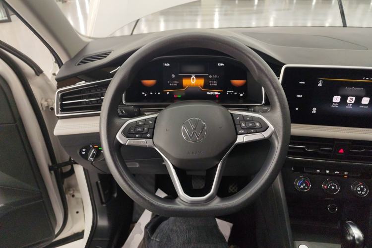 Used Volkswagen Tiguan L 2022 330TSI Automatic Two-Wheel Drive Comfort Edition
