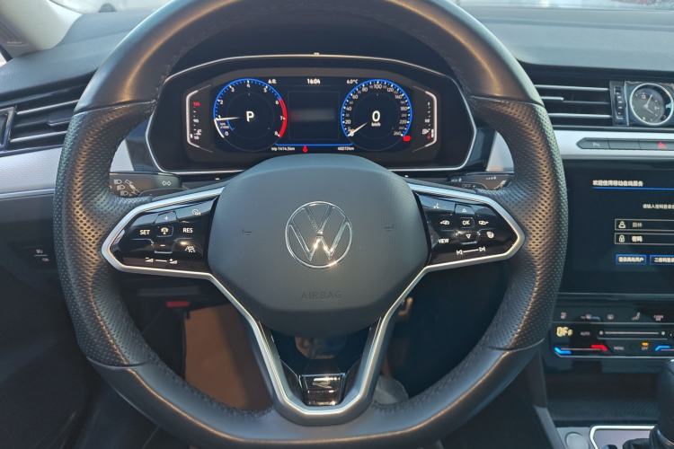 Used Volkswagen Magotan 2023 2 Million Units Commemorative Edition 330TSI DSG Luxury Version
