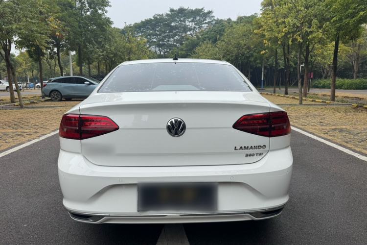 Used Volkswagen Lamando 2021 280TSI DSG Luxury Phantom Edition