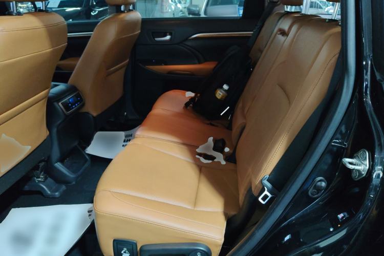 Used Toyota Highlander 2021 2.0T Four-Wheel Drive Prestige Version 7 Seats
