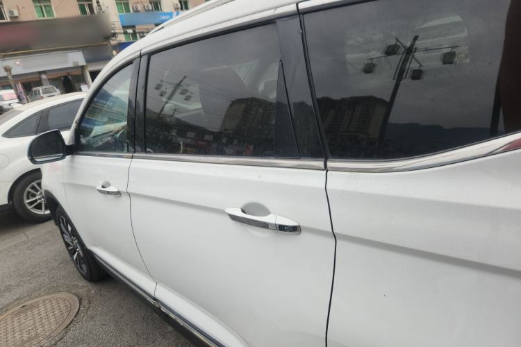 Used FORTHING T5 2018 230T CVT Smart Enjoyment Version