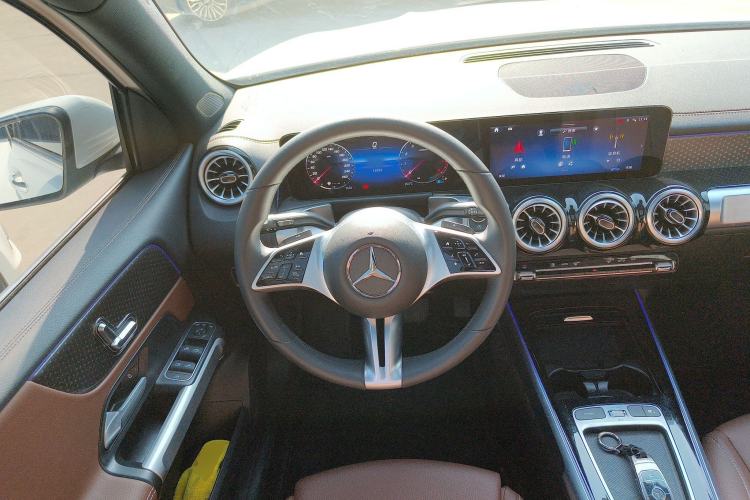 Used Mercedes-Benz GLB 2024 Refresh GLB 220 Dynamic Edition
