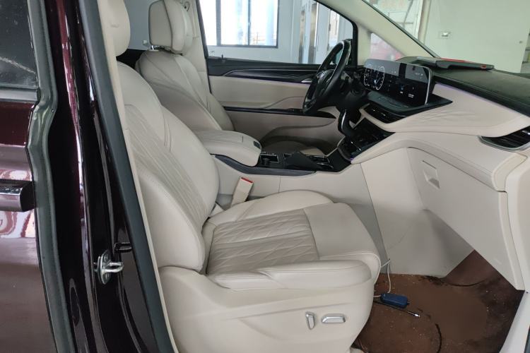 Used Buick GL8 2020 Avenir Avia 7-Seater Deluxe Edition
