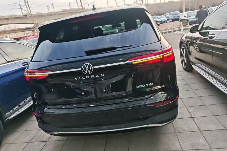 Used Volkswagen Viloran 2022 380TSI Luxury Edition