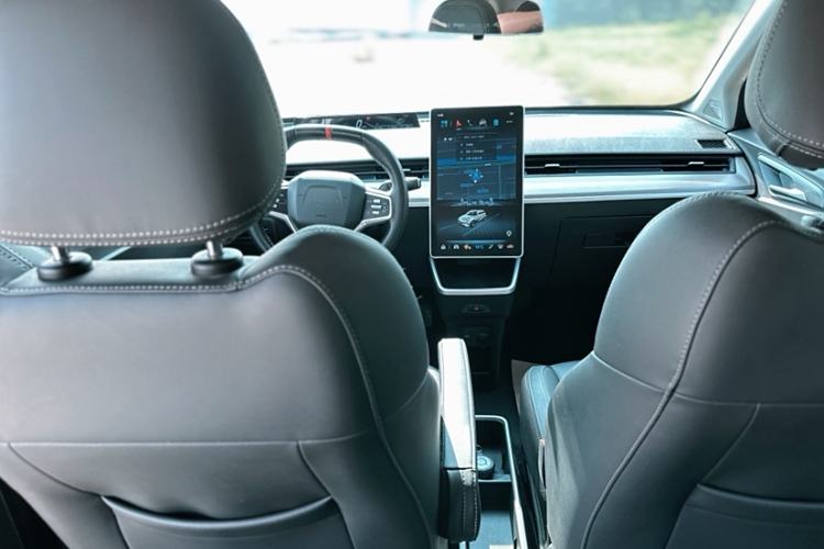 Used NETA V 2021 Long-Range Entertainment Edition Upgrade Model
