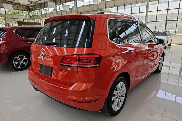 Used Volkswagen Golf Sportsvan 2018 230TSI Automatic Trend Edition
