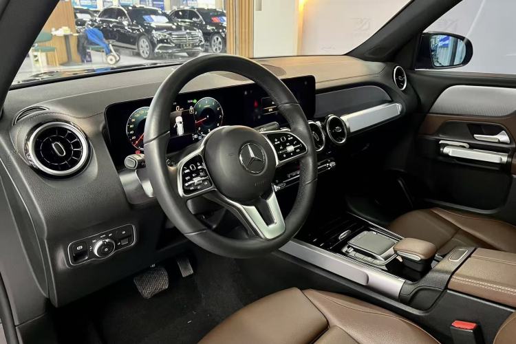 Used Mercedes-Benz GLB 2023 Refreshed GLB 200 Dynamic Edition