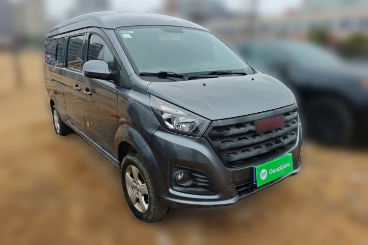 Used Jinbei Gold Hiace 2023 1.5L Passenger Van Travel Lion 5/6/7-Seater with Central Air Conditioning
