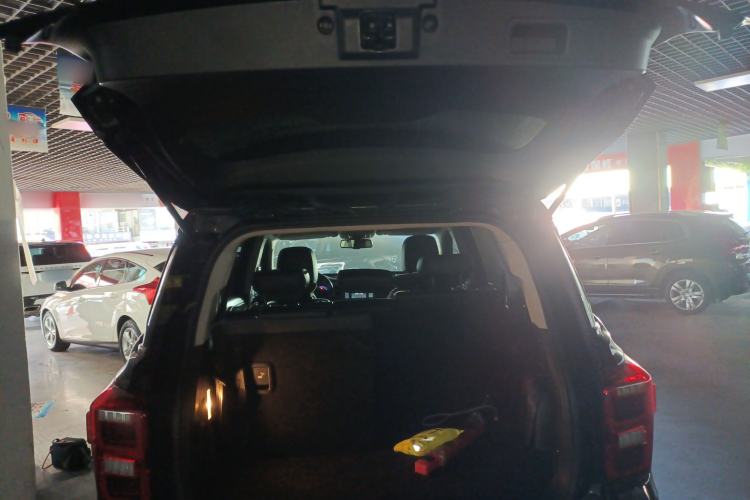 Used GAC Trumpchi GS8 2017 320T Two-Wheel Drive Luxury Smart Connectivity Version (7 Seats)
