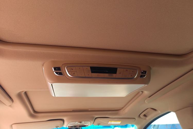 Used Buick GL8 2020 ES Land Cruiser 653T Luxury Model
