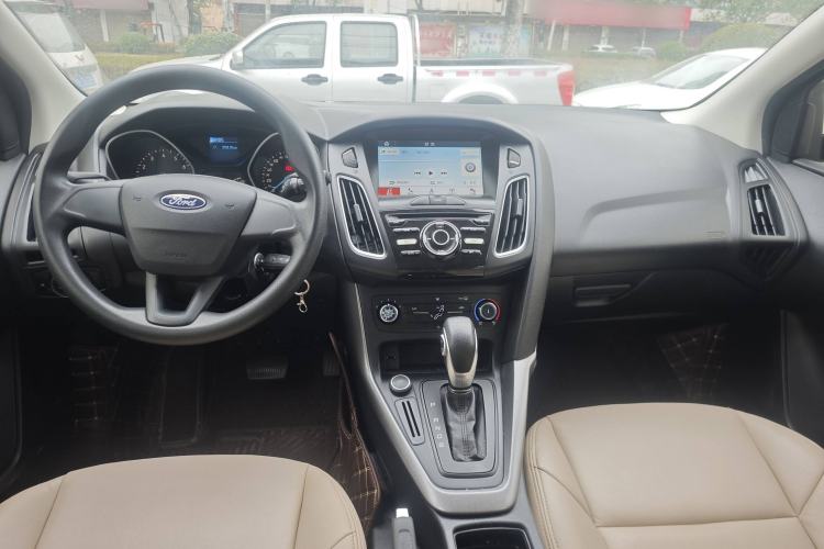 Used Ford Focus 2018 Hatchback Classic 1.6L Automatic Comfort Plus SmartDrive Edition