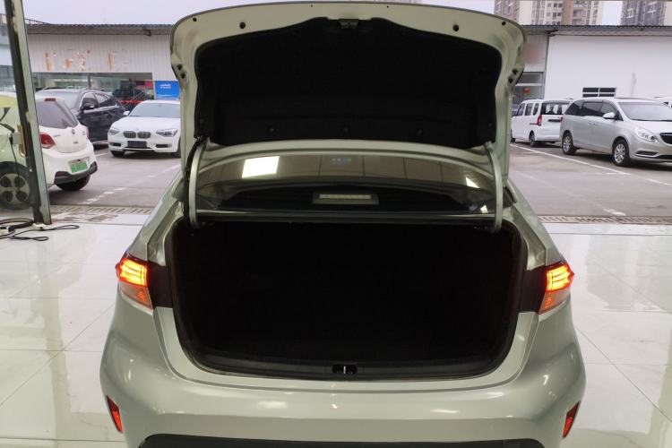 Used Toyota Levin 2022 Dual-Motor 1.8H E-CVT Progressive Edition
