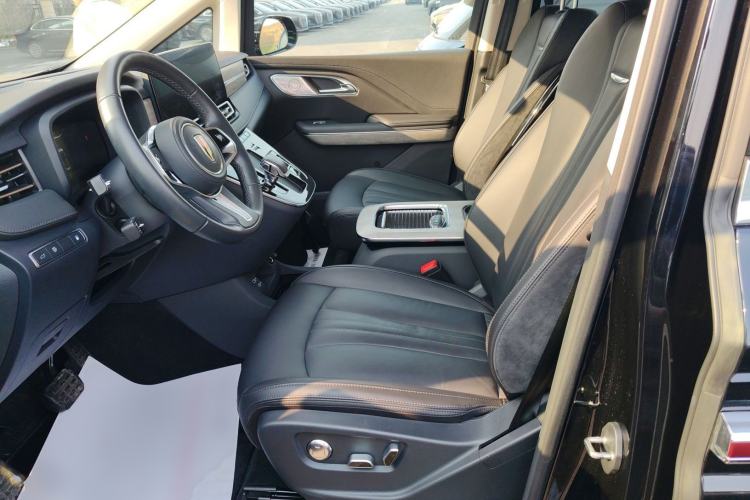 Used Hongqi HQ9 PHEV 2024 2.0T Four-Wheel Drive Business Edition
