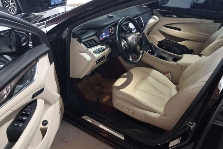 Used Buick LaCrosse 2022 Avenir Avia First Edition
