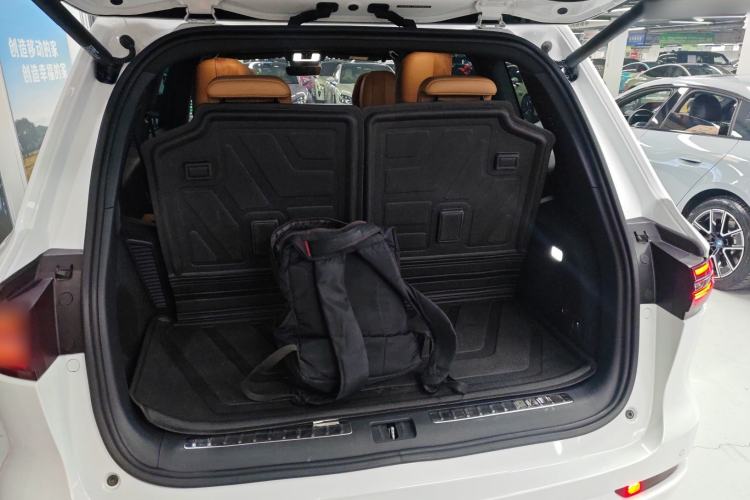 Used Li Auto ONE 2021 Extended-Range 6-Seater Version
