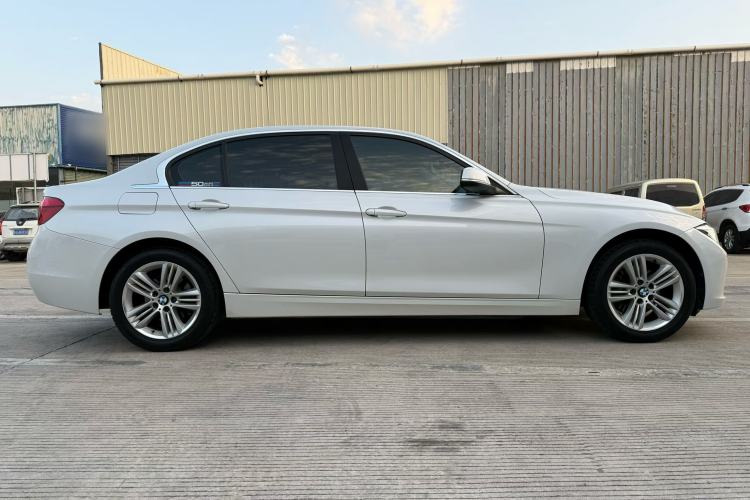 Used BMW 3 Series 2017 320Li Fashion Model
