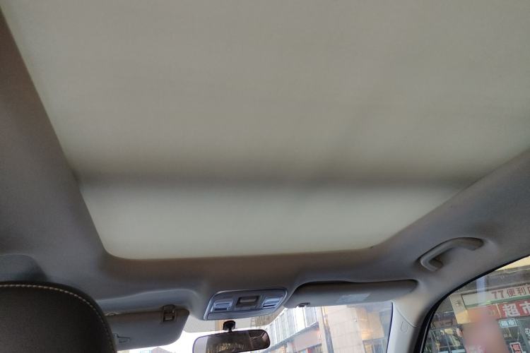 Used Geely Auto Emgrand X7 Sport 2018 1.8TD Automatic Two-Wheel Drive Smart Connect 4G Internet Edition
