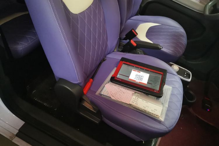 Used Chery QQ Ice Cream 2022 170km Sundae Phosphate Lithium-Ion
