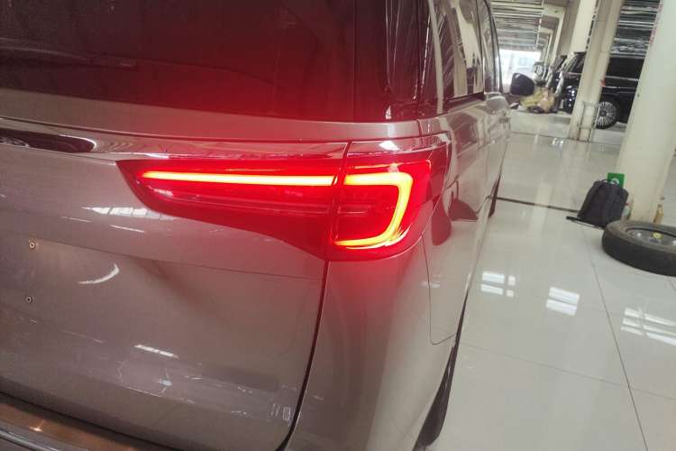 Used Buick GL8 2023 ES Lu Zun Comfort Model