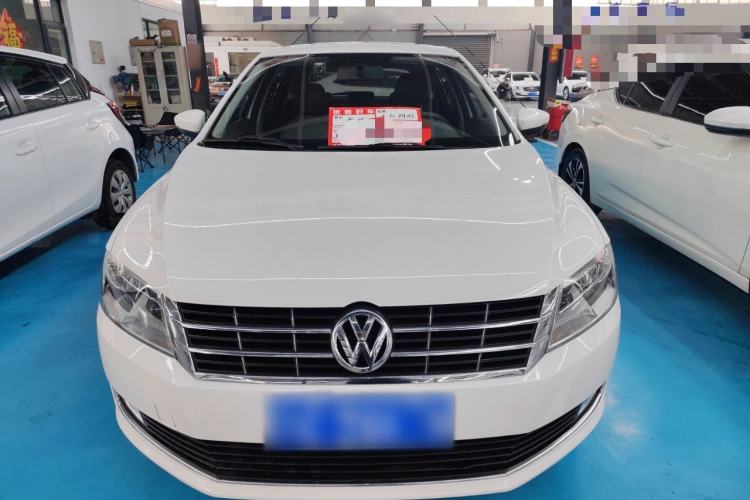 Used Volkswagen Gran Lavida 2013 1.6L Automatic Comfort Model
