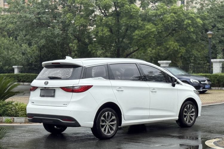 Used BYD Song MAX 2019 1.5T Automatic Smart Connect Ruiyi Sunroof Version 6 Seats China VI Standard
