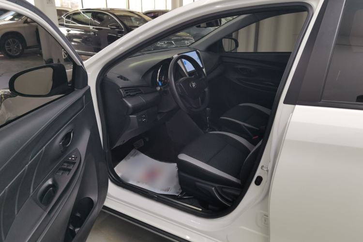 Used Toyota YARiS L 2021 X-Trail 1.5L CVT Leading Edition
