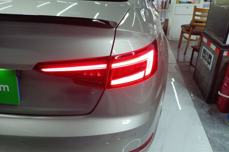 Used Audi A4L 2018 30th Anniversary Edition 40 TFSI Fashion Model