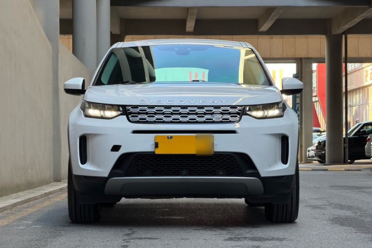 Used Land Rover Discovery Sport 2020 200 PS Family Edition
