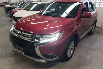 Used Mitsubishi Outlander 2016 2.0L Two-Wheel Drive Fashion Edition 5 Seats