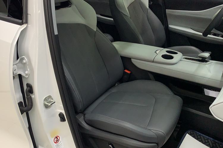 Used Changan UNI-Z 2025 1.5T Premium Edition
