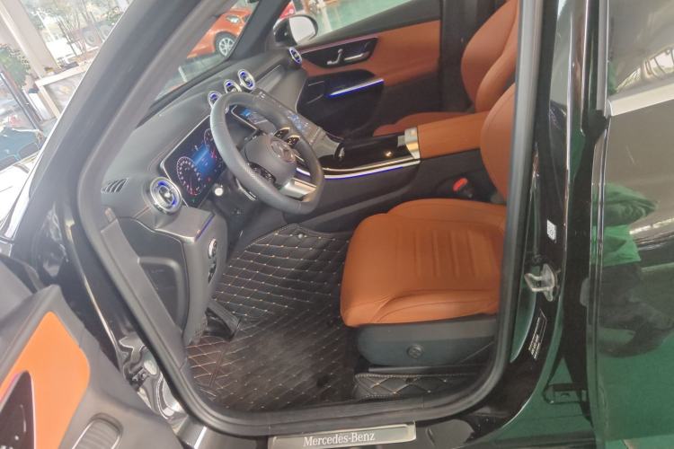 Used Mercedes-Benz GLC 2024 GLC 260 L 4MATIC Luxury Model 5 Seats