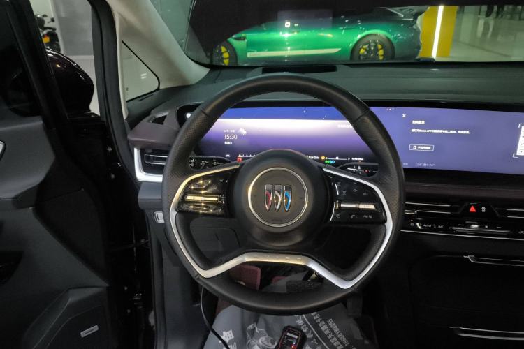 Used Buick Century 2023 2.0T Six-Seater Yinshi Edition
